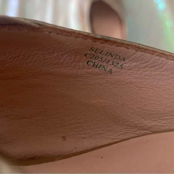 Taryn Rose | Selinda | wedge slip on sandals | Champagne Gold | 7.5 - Picture 3 of 5